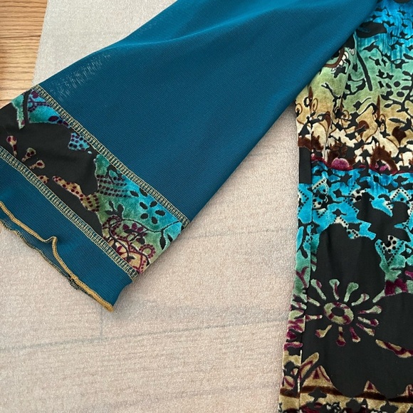 [XL]Tribal Teal and Black Burnt Velvet Mesh Women's LS Floral Blouse - Picture 3 of 7